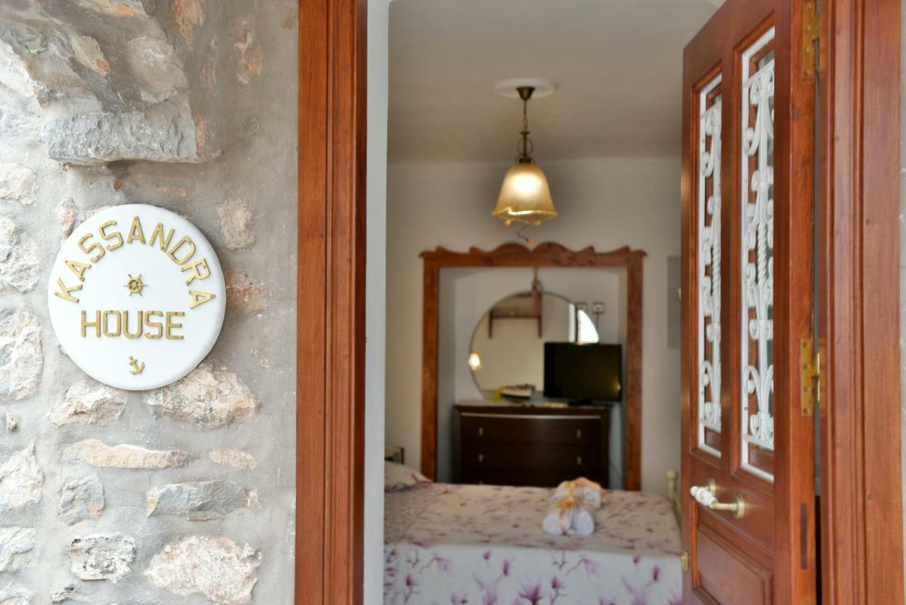 Kassandra House Hydra  Bagian luar foto